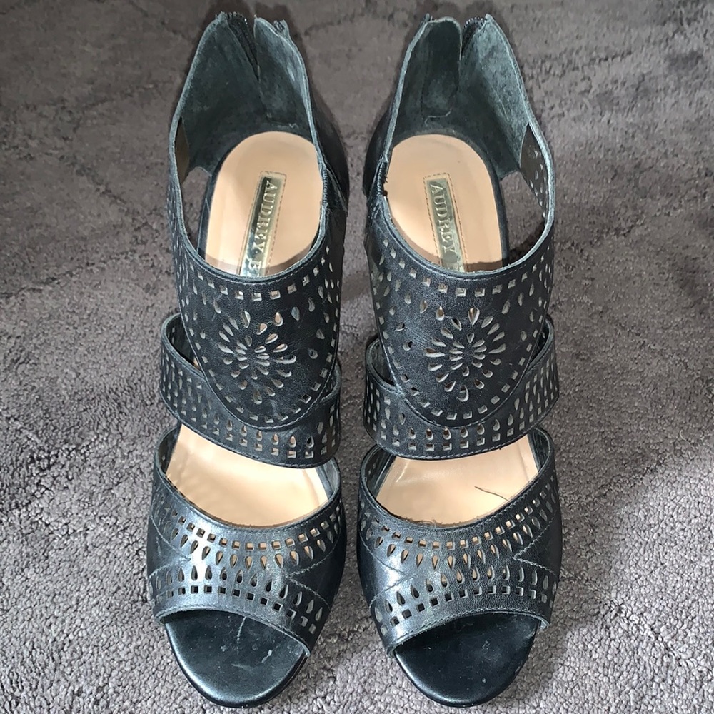 Womens Shoes Black Audrey Brooke Size 8.5
